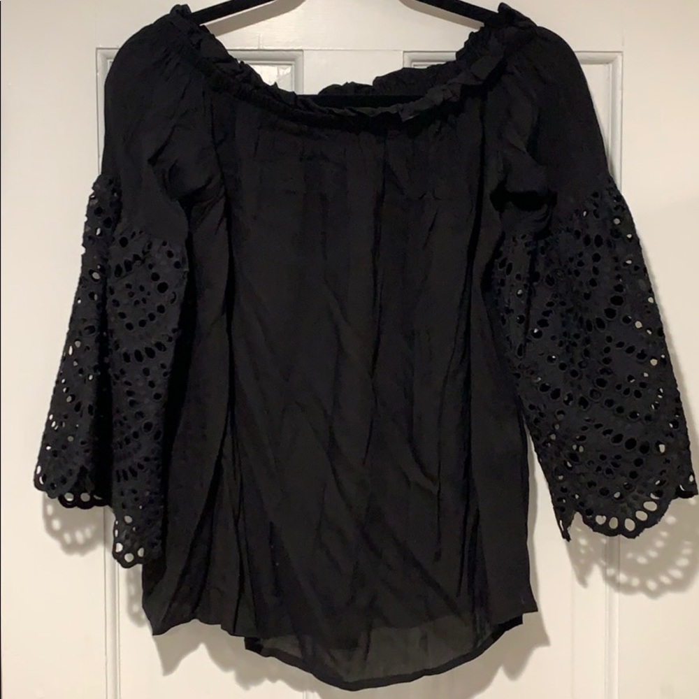Off the shoulder bell sleeve top